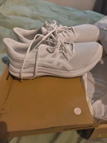 Używany Asics Jolt 4 bike — zdjęcie 2 z 3