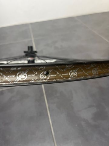 Used Roval Control Carbon 29 2016 bike — image 7 of 11