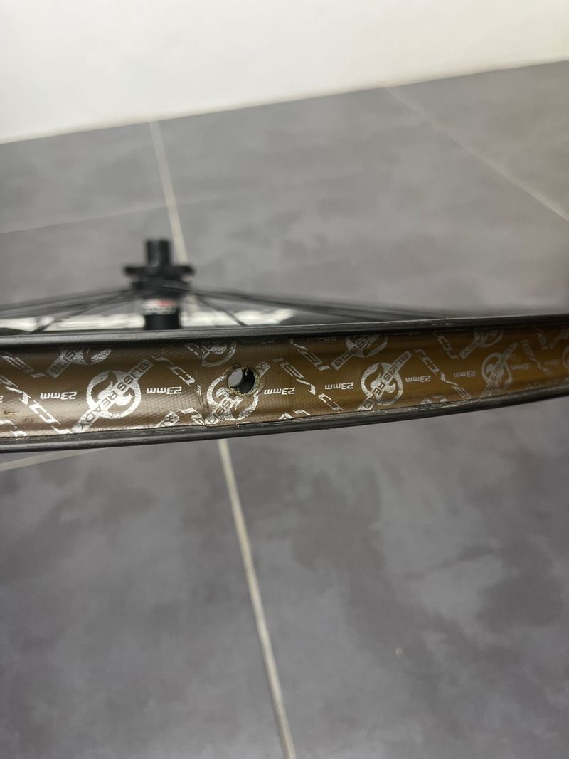 Used Roval Control Carbon 29 2016 bike — image 7 of 11