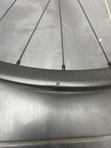 Used Roval Control Carbon 29 2016 bike — image 4 of 11