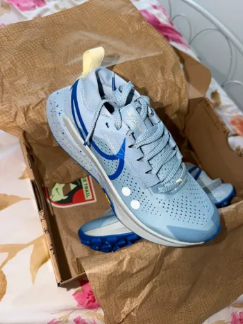 Used Nike ZoomX Zegama Trail 2 bike — image 2 of 9