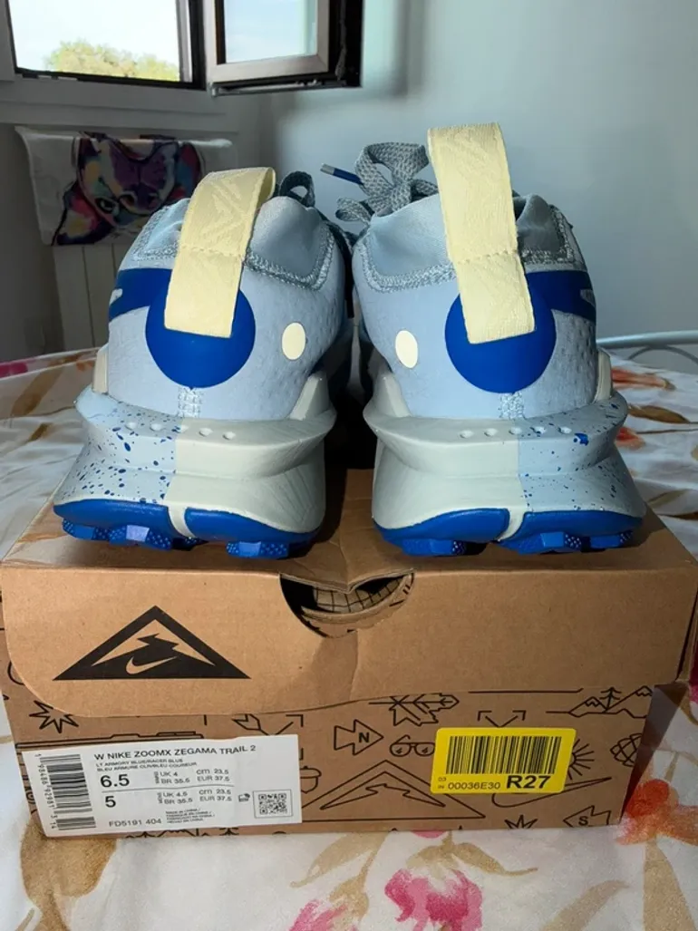 Used Nike ZoomX Zegama Trail 2 bike — image 8 of 9