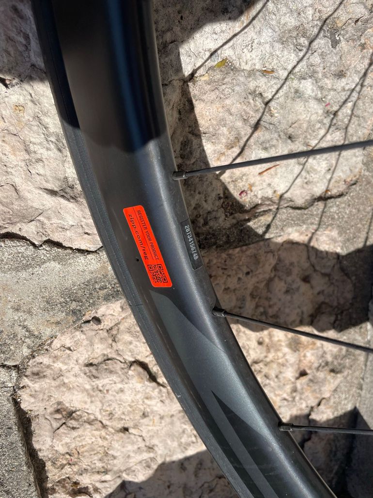 Gebrauchtes Zipp 303s Wheels 2024 bike — Bild 3 von 4