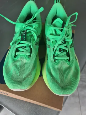 Used Asics Running Shoes Running Shoes