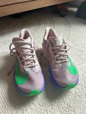 Used Nike Zoom Fly 6 Running Shoes