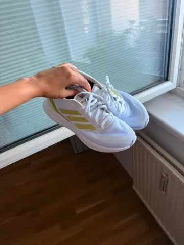 Brugt Adidas Schuhe bike — billede 1 af 4