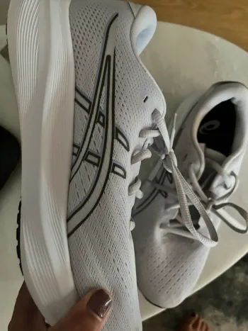 Używany Asics Gel-Excite 11 bike — zdjęcie 3 z 7