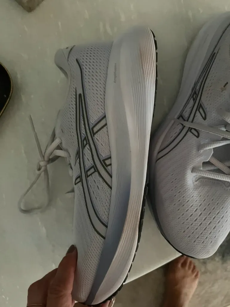 Używany Asics Gel-Excite 11 bike — zdjęcie 2 z 7
