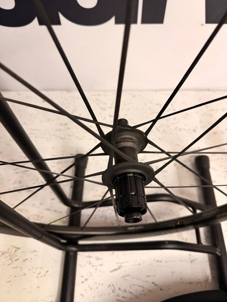 Used Mavic Cosmic Ultimate Wheelset bike — image 5 of 6