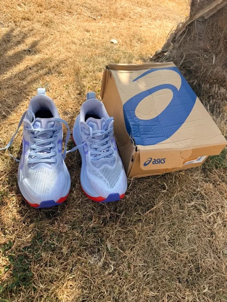 Used Asics Superblast 2 bike — image 5 of 15