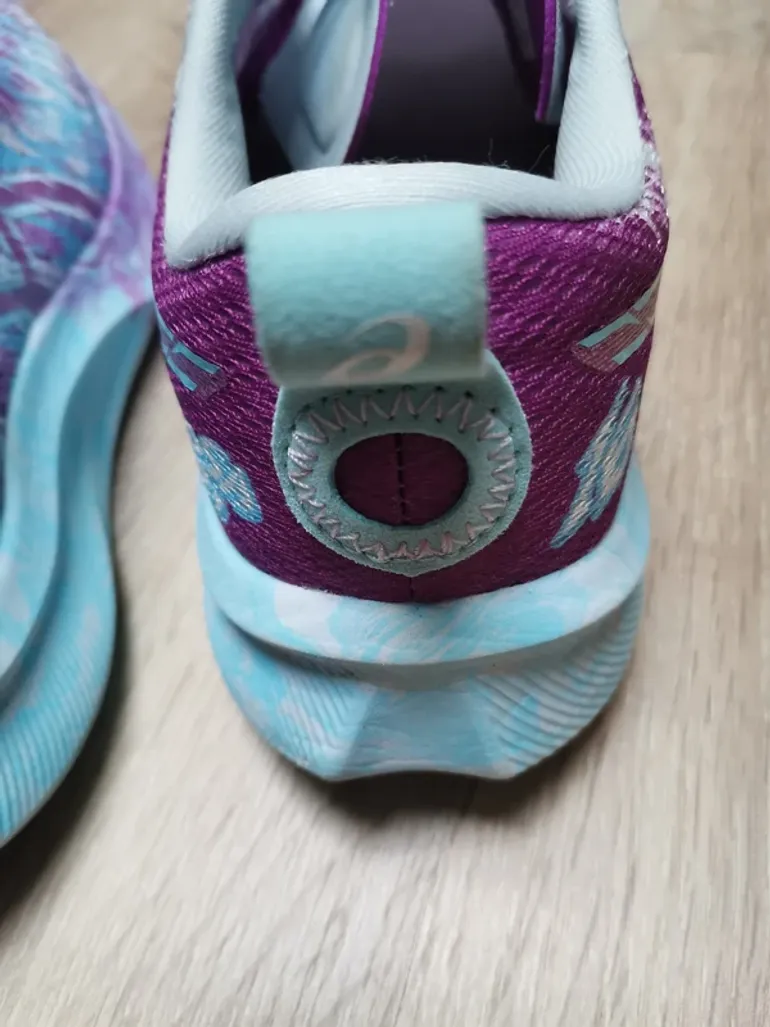 Używany Asics Gel Noosa Tri 16 bike — zdjęcie 5 z 7