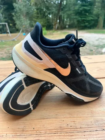Używany Nike AIR ZOOM STRUCTURE 25 bike — zdjęcie 1 z 4