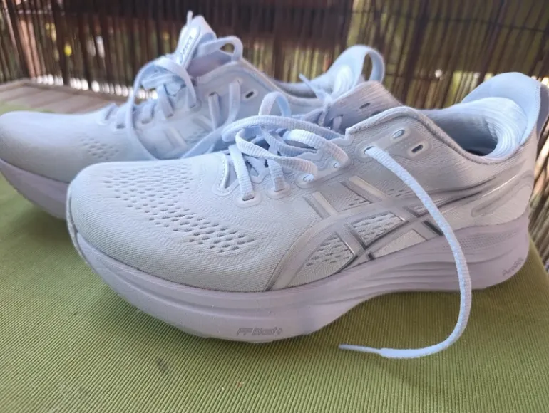 Używany Asics Gel Kayano 32 bike — zdjęcie 2 z 7