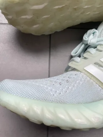 Used Adidas Ultraboost Web DNA bike — image 9 of 15