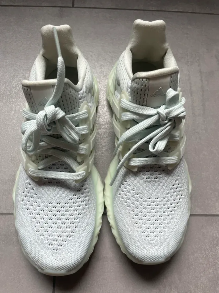 Tweedehands Adidas Ultraboost Web DNA bike — afbeelding 3 van 15