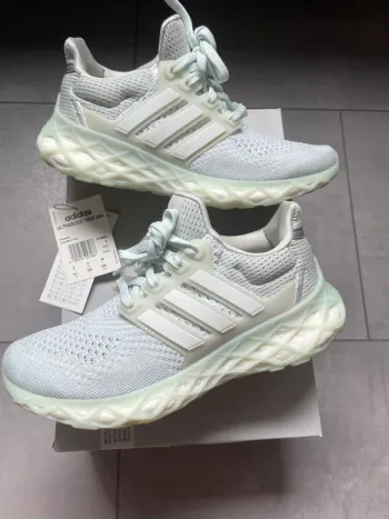 Tweedehands Adidas Ultraboost Web DNA bike — afbeelding 1 van 15
