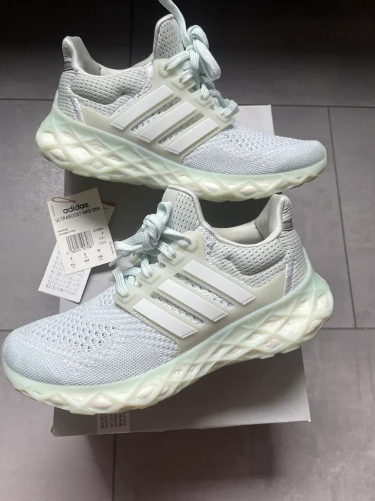 Tweedehands Adidas Ultraboost Web DNA bike — afbeelding 1 van 15