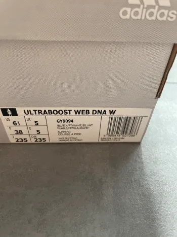 Tweedehands Adidas Ultraboost Web DNA bike — afbeelding 2 van 15