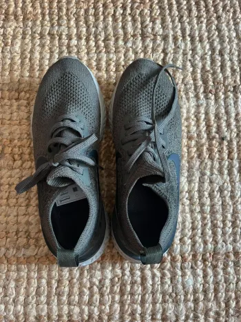 Käytetty Nike Epic React bike — kuva 5 / 7