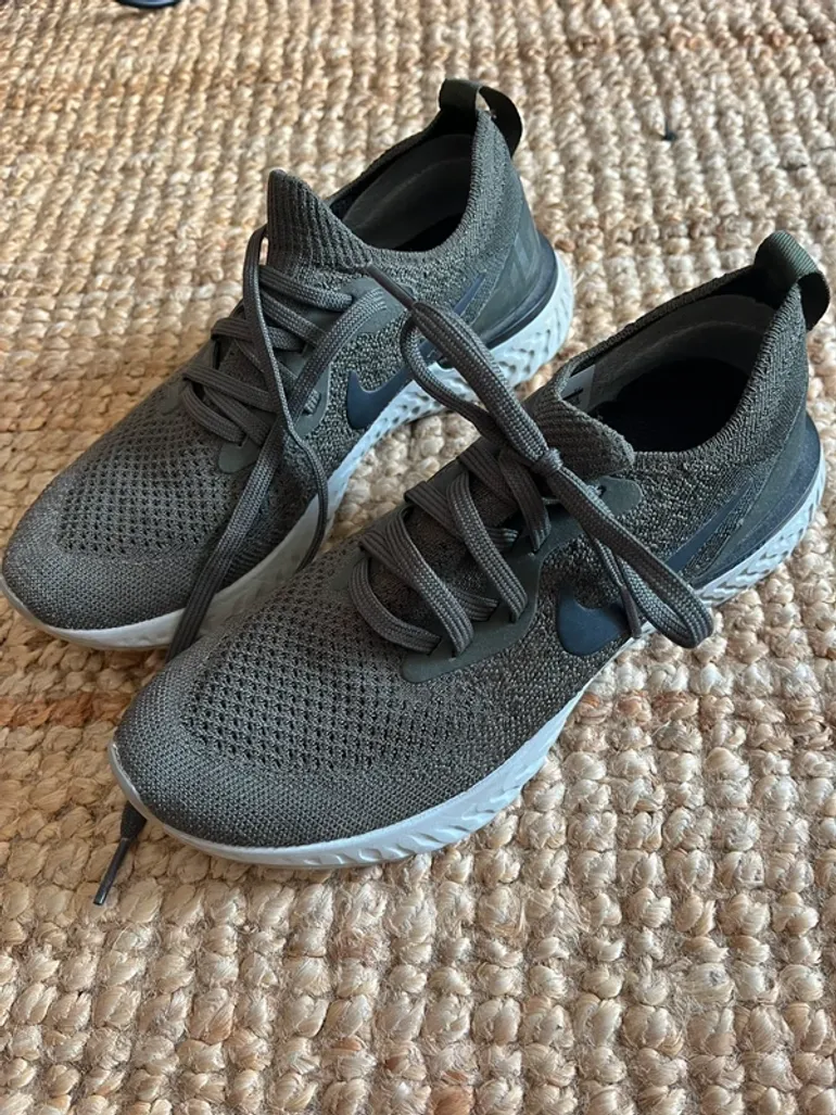 Käytetty Nike Epic React bike — kuva 2 / 7