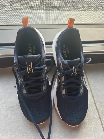 Used Decathlon Gel Running Shoes