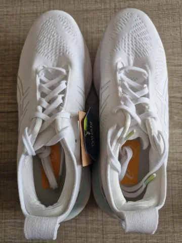 Używany Asics Gel Nimbus 25 Running Shoes