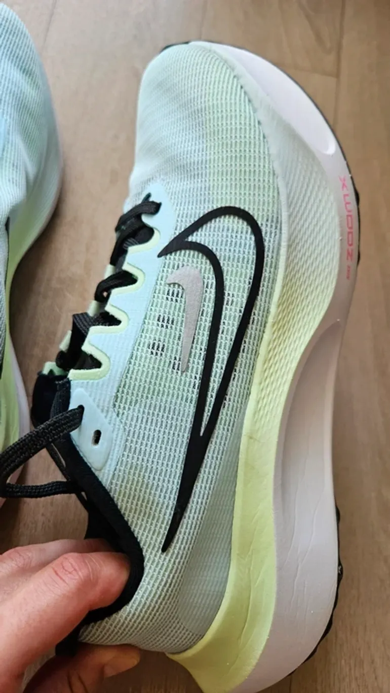 Used Saucony Zoom Fly 5 bike — image 3 of 7
