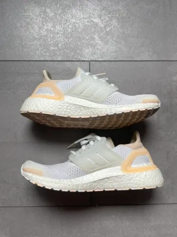 Tweedehands Adidas Ultraboost 19.5 DNA bike — afbeelding 11 van 15