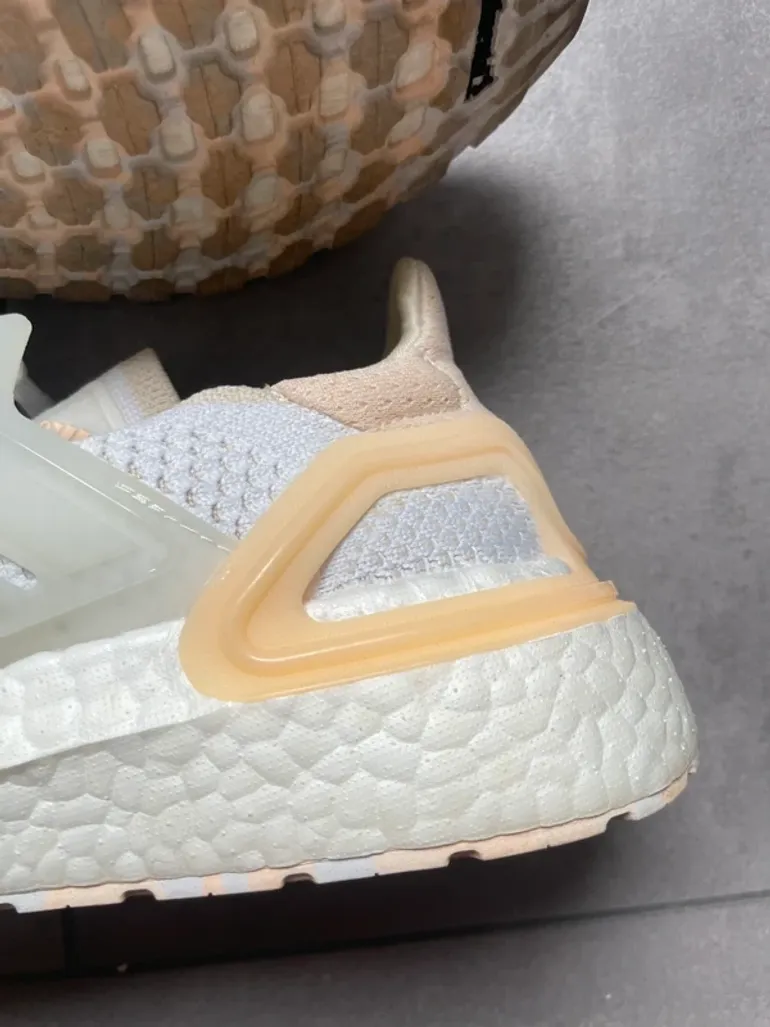 Tweedehands Adidas Ultraboost 19.5 DNA bike — afbeelding 8 van 15