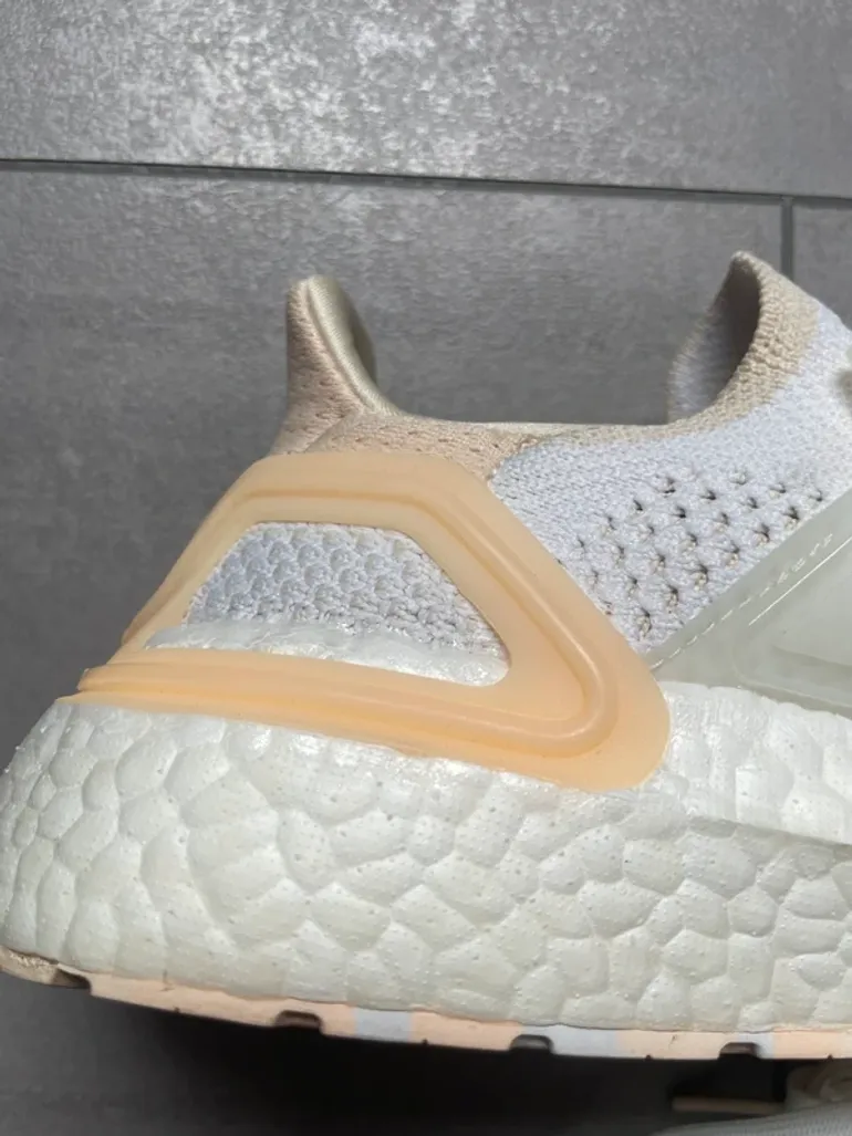 Tweedehands Adidas Ultraboost 19.5 DNA bike — afbeelding 10 van 15
