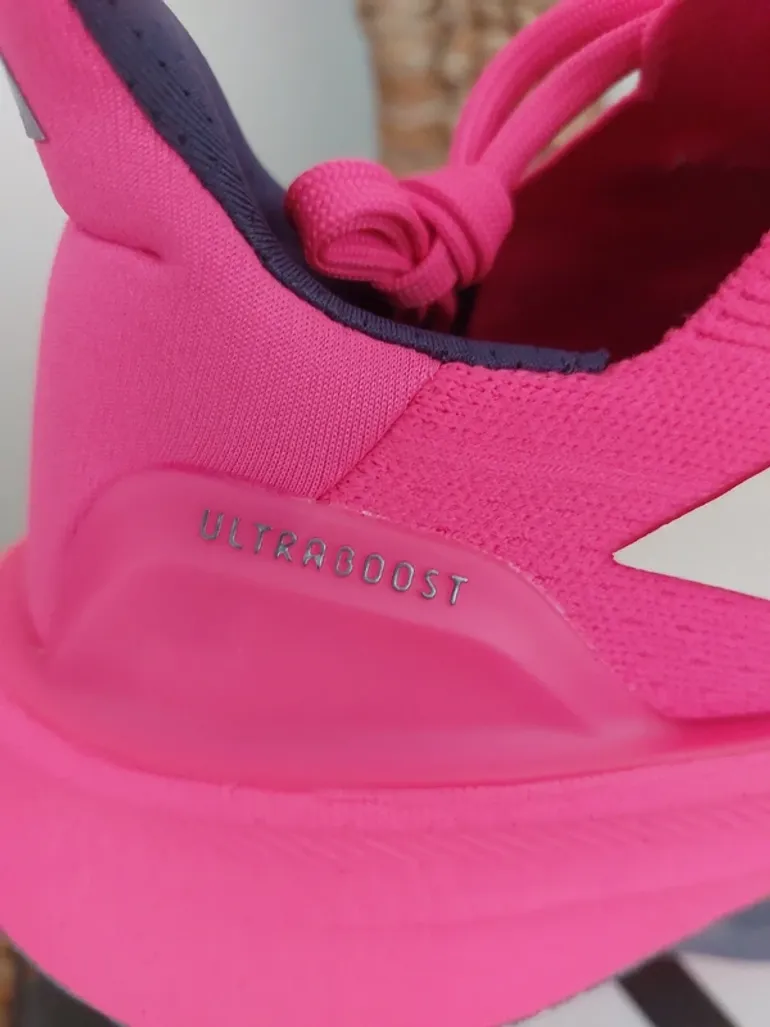 Used Adidas Ultraboost bike — image 4 of 9
