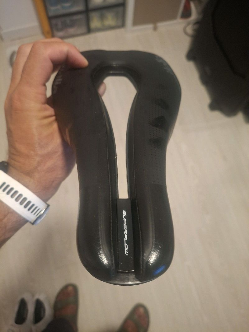Used Selle Italia Watt Superflow Carbon 2026 Saddles & Seatposts