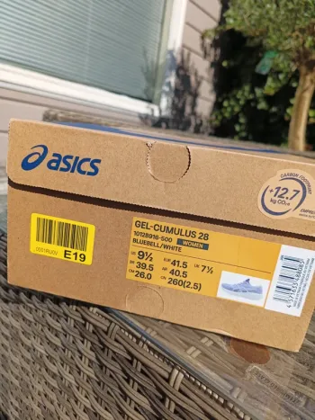 Used Asics Gel Culumus 28 bike — image 5 of 5