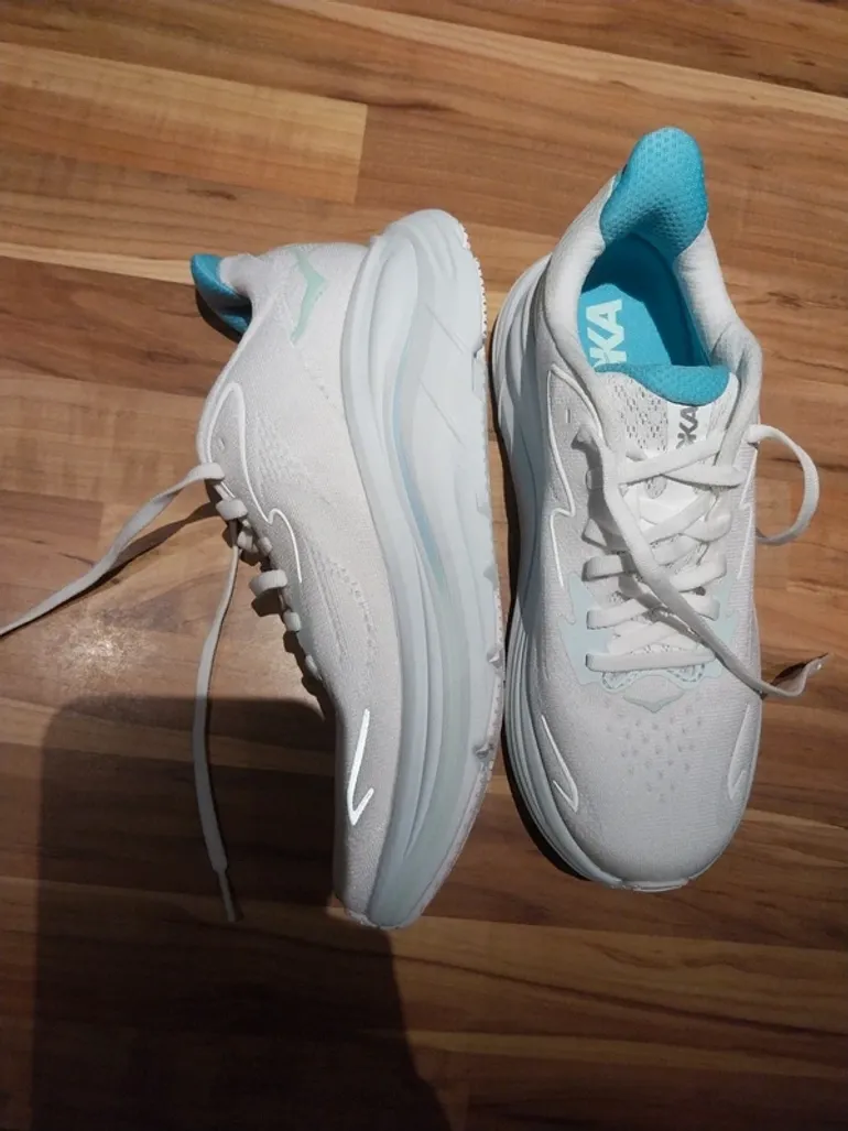 Used Hoka Clifton 10 bike — image 3 of 6