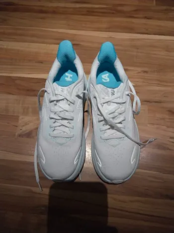 Used Hoka Clifton 10 bike — image 2 of 6
