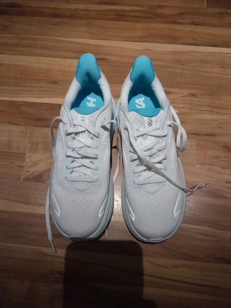 Used Hoka Clifton 10 bike — image 2 of 6