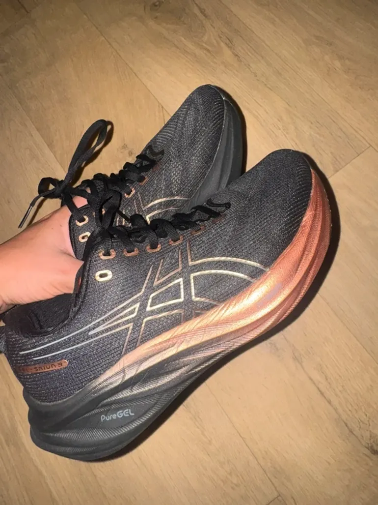 Używany Asics Gel-Saiun 3 bike — zdjęcie 5 z 5