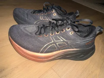 Używany Asics Gel-Saiun 3 bike — zdjęcie 1 z 5