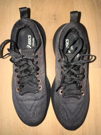 Używany Asics Gel-Saiun 3 bike — zdjęcie 4 z 5