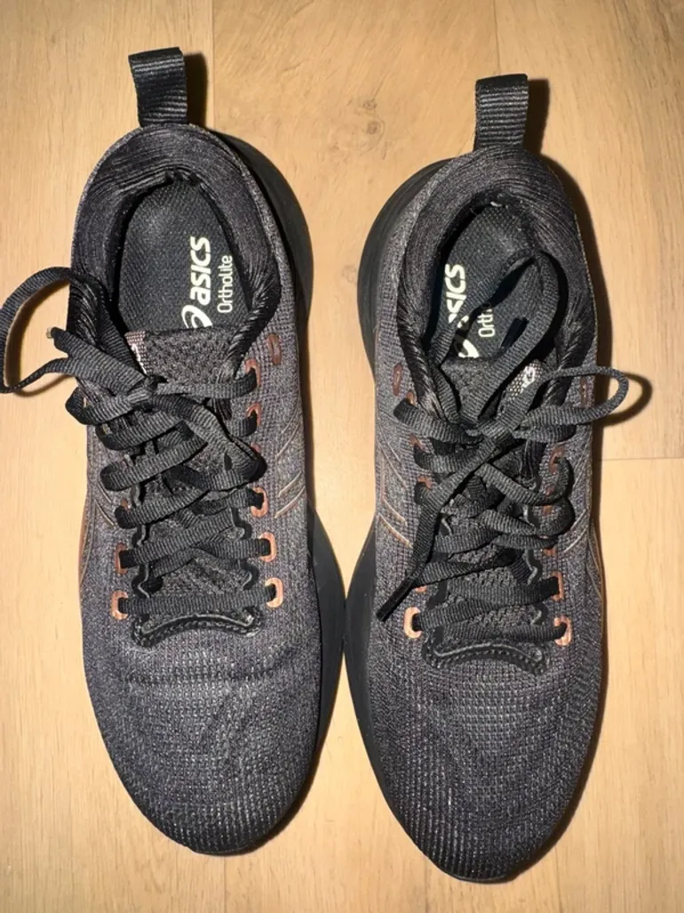 Używany Asics Gel-Saiun 3 bike — zdjęcie 4 z 5