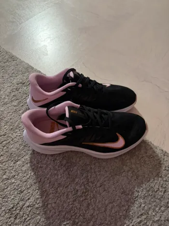 Brugt Nike Quest 3 bike — billede 1 af 4