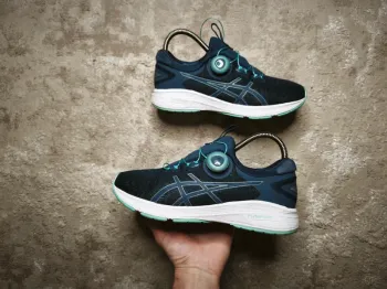 Used Asics Dynamis bike — image 1 of 15