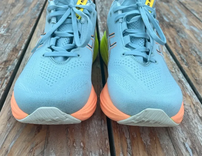 Used Asics Gel Nimbus 26 bike — image 4 of 9