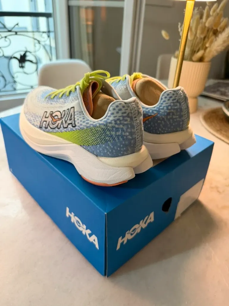 Used Hoka Mach X bike — image 6 of 14