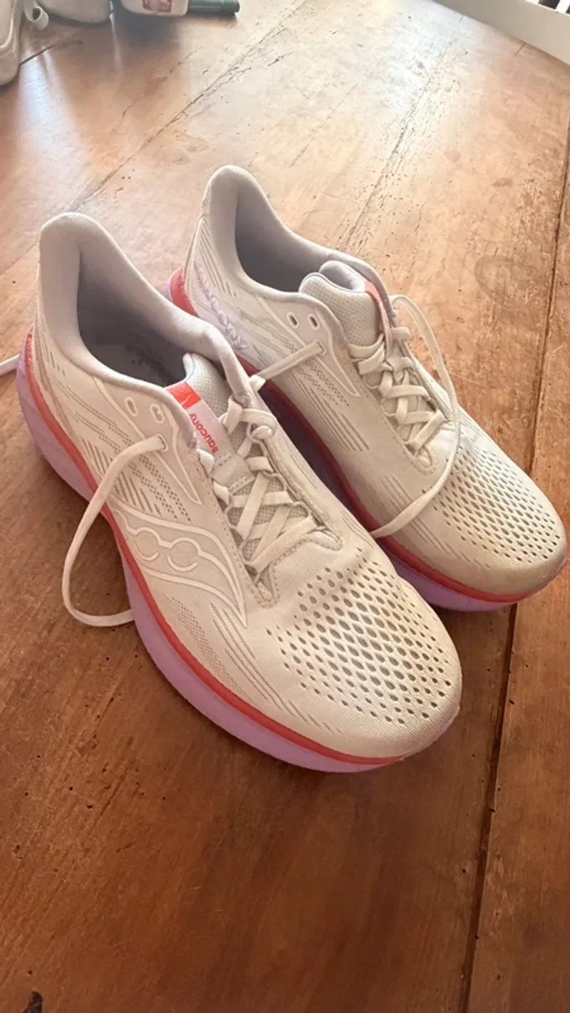 Brugt Saucony Ride 18 Running Shoes
