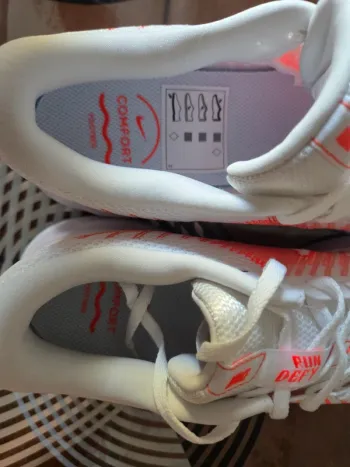 Nike RUN DEFY bike d'occasion — image 6 sur 8