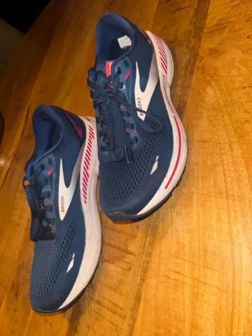 Used Brooks Running Shoes Running Shoes