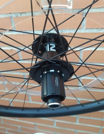 Używany Novatec M30 Boost HG bike — zdjęcie 3 z 10