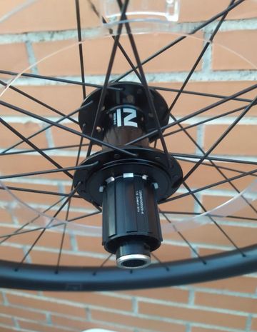 Tweedehands Novatec M30 Boost HG bike — afbeelding 3 van 10