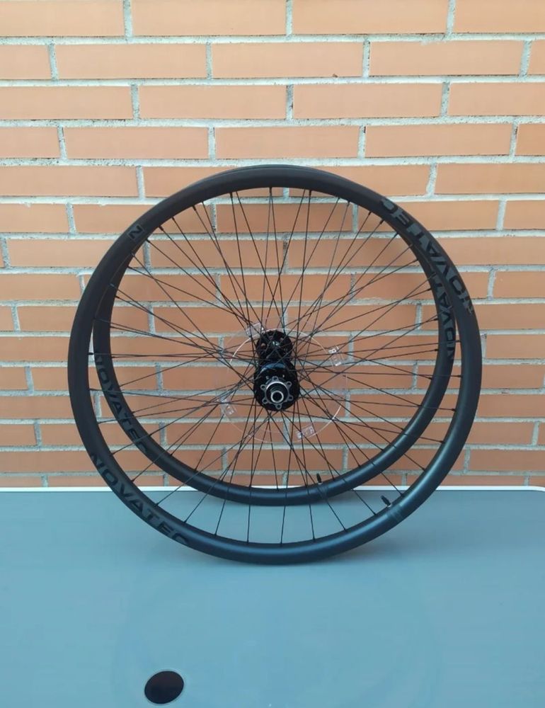 Używany Novatec M30 Boost HG bike — zdjęcie 9 z 10